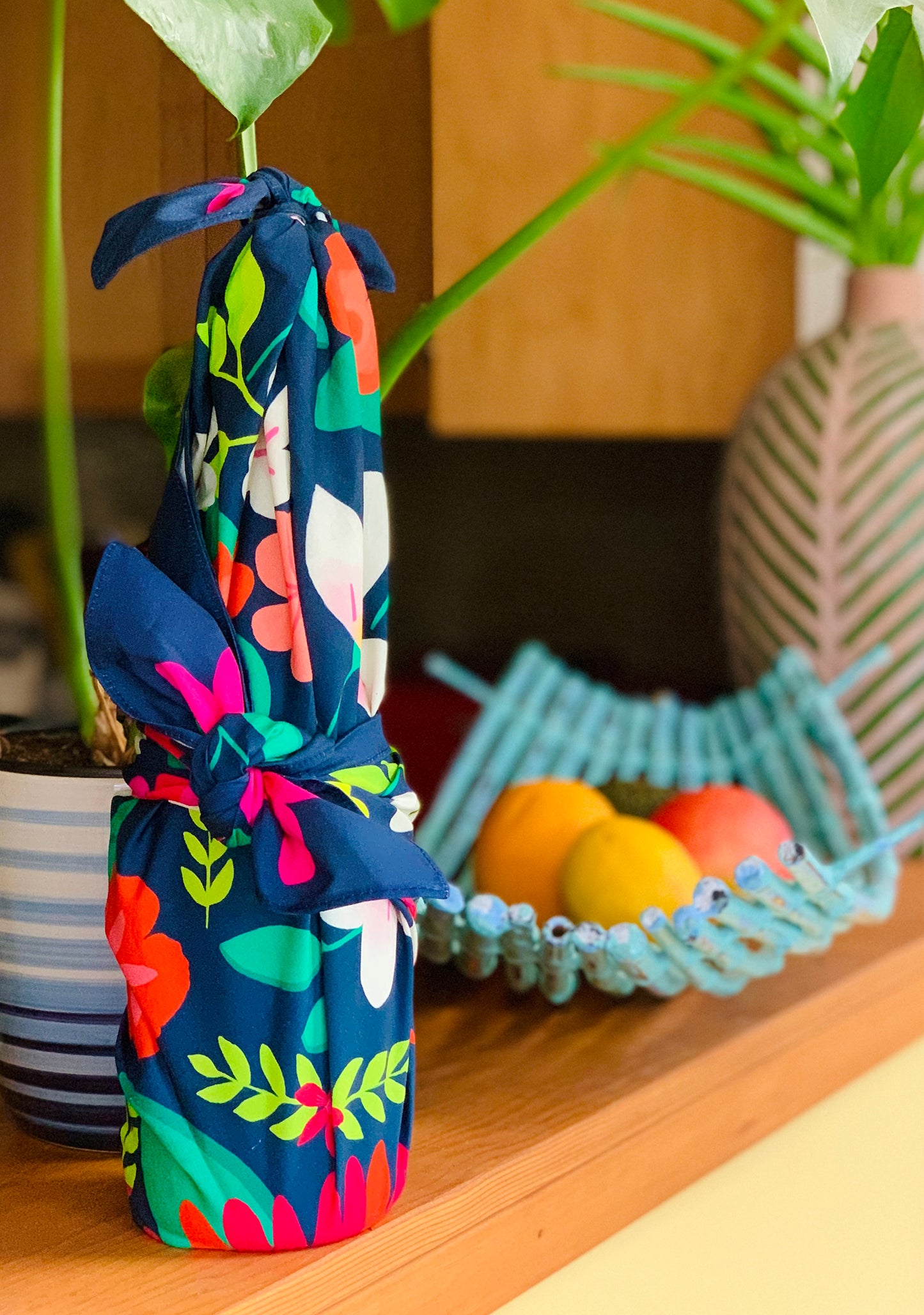 
                  
                    Flora
                  
                