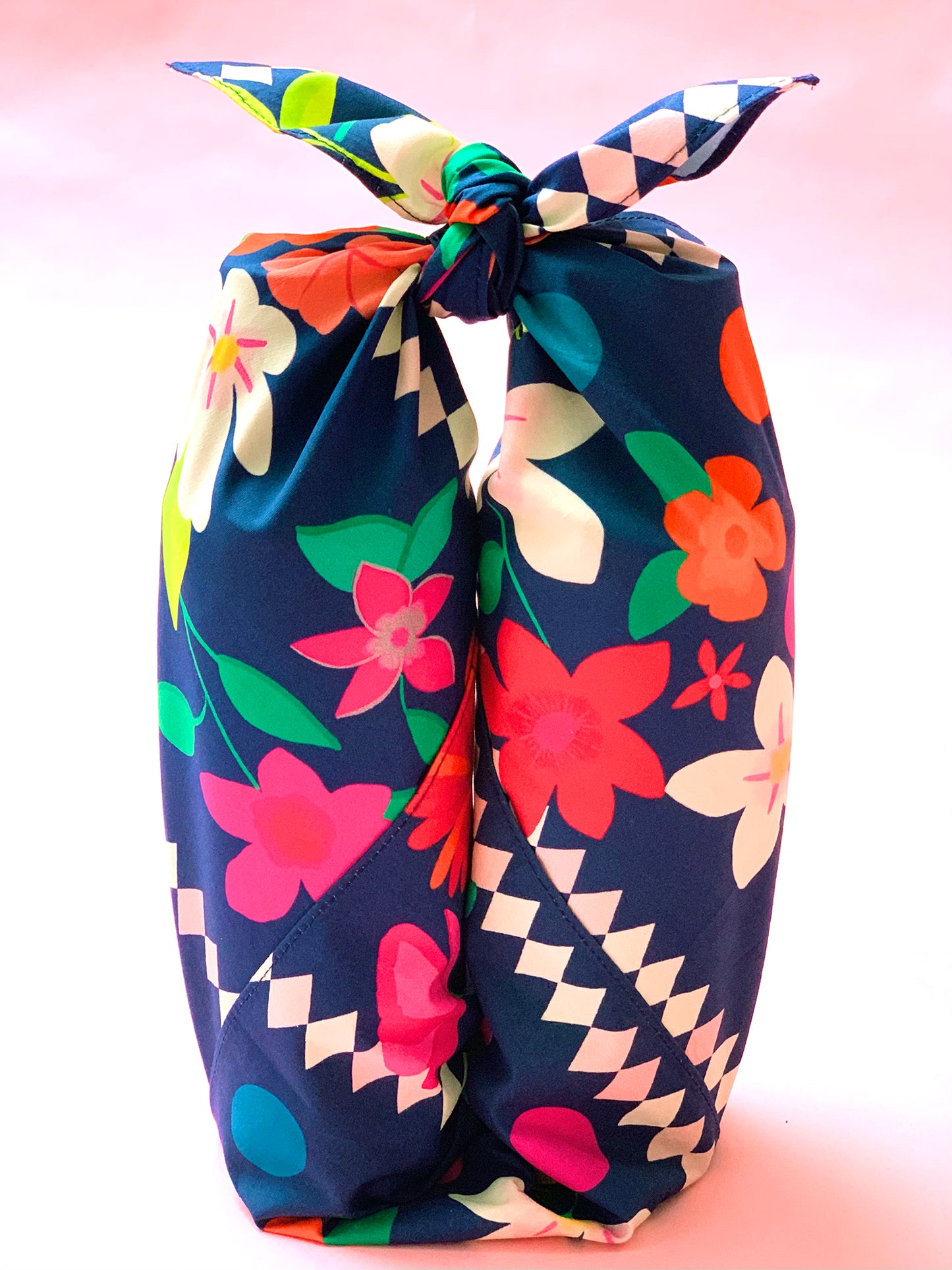 
                  
                    Flora Set
                  
                