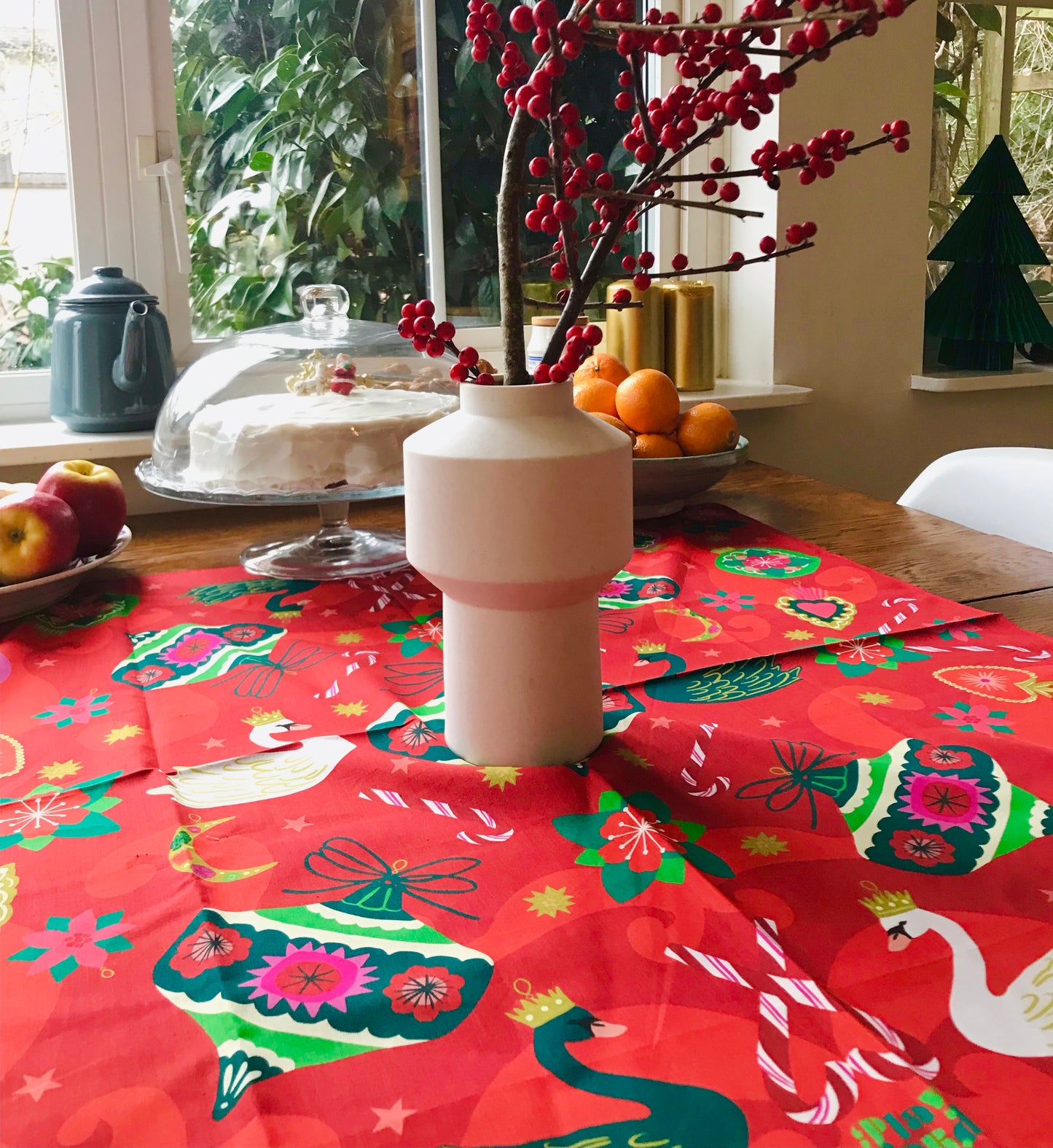 TABLECLOTH