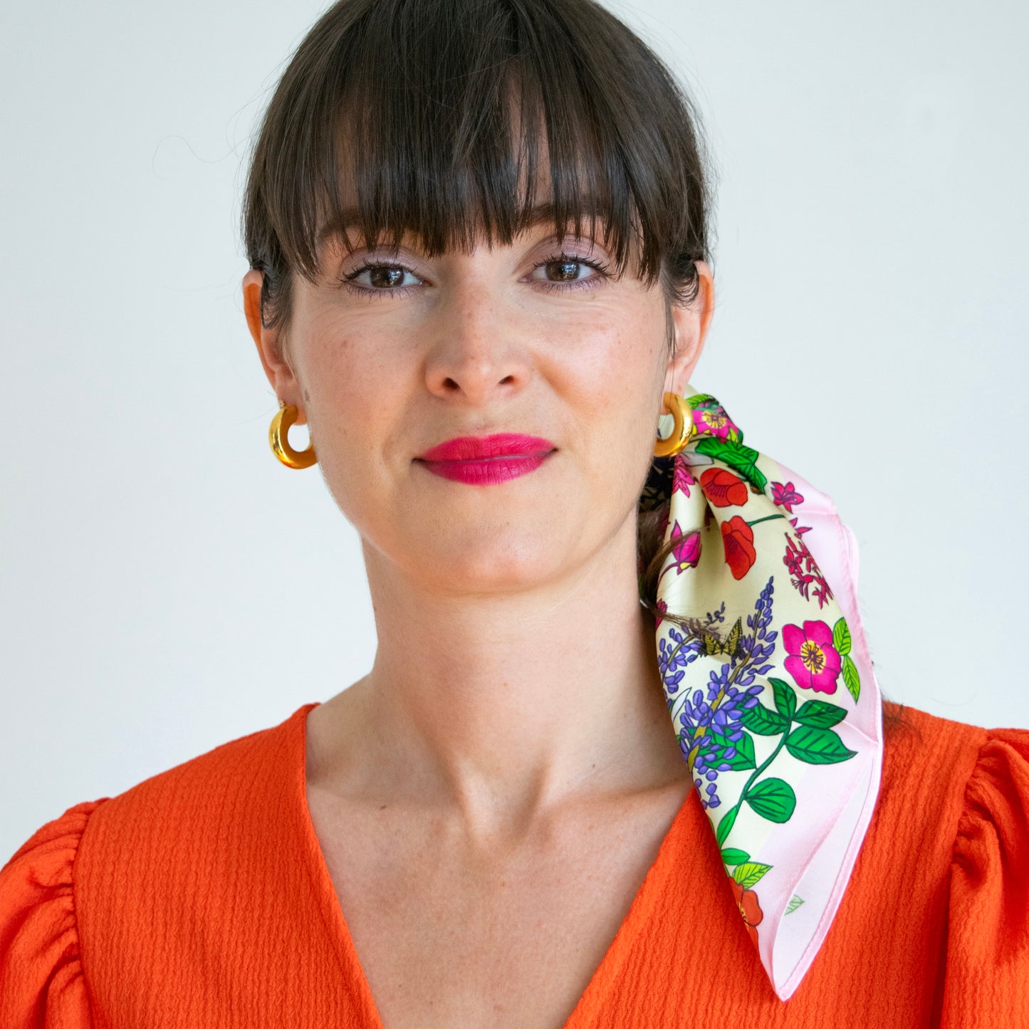 
                  
                    Small Pacific Floral Cream 18"x18"
                  
                