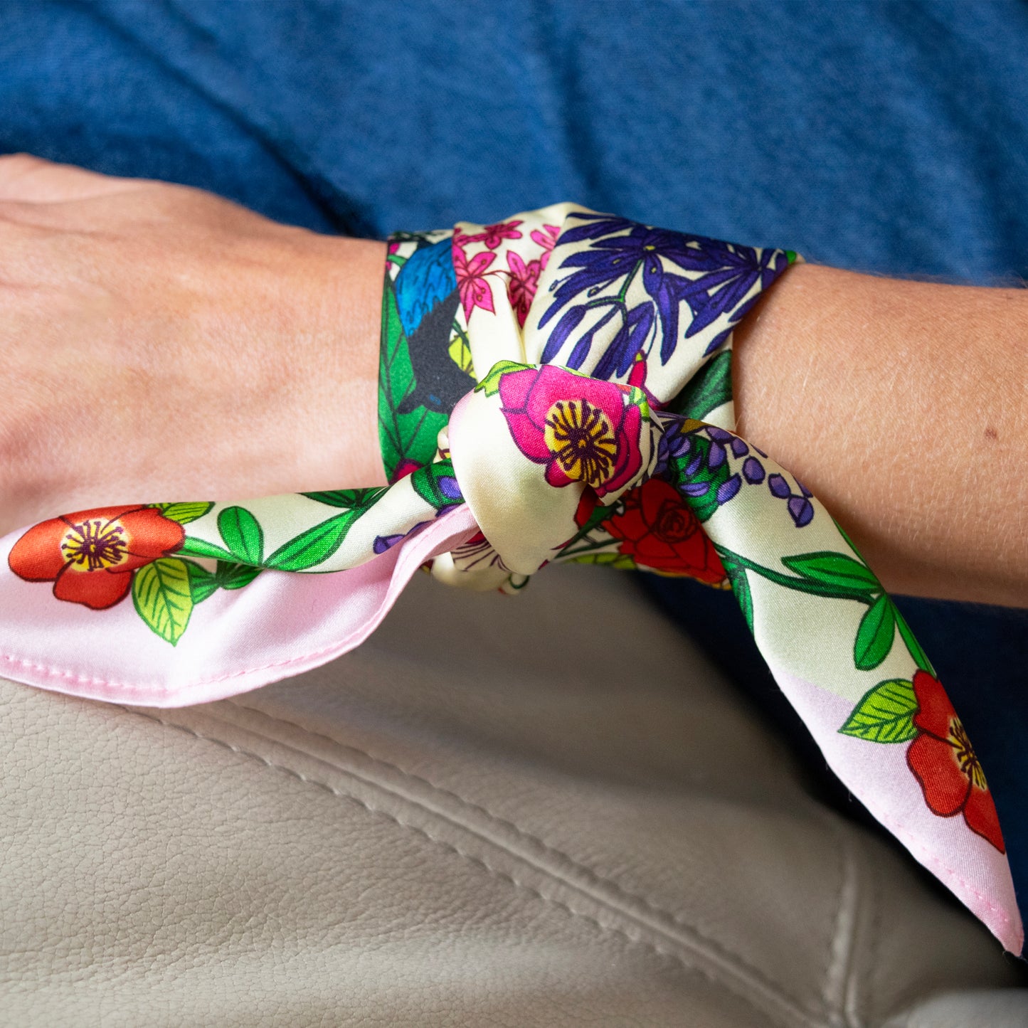 
                  
                    Small Pacific Floral Cream 18"x18"
                  
                